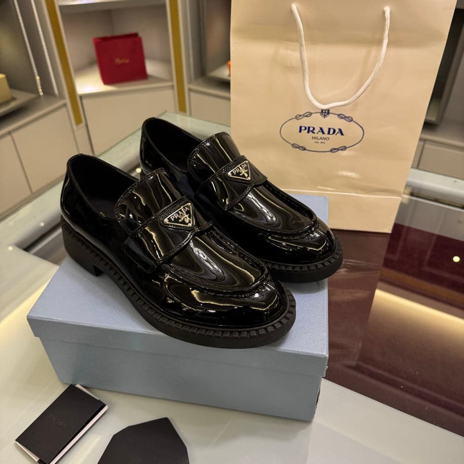 Prada Premium Loafer ithal — 1