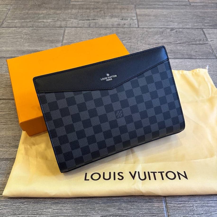 Louis Vuitton Dokumatık Bag — 1
