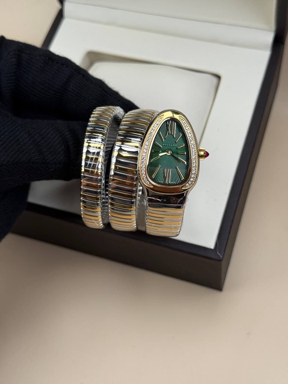 Bvlgari Serpenti Çift Sarmal Taşlı