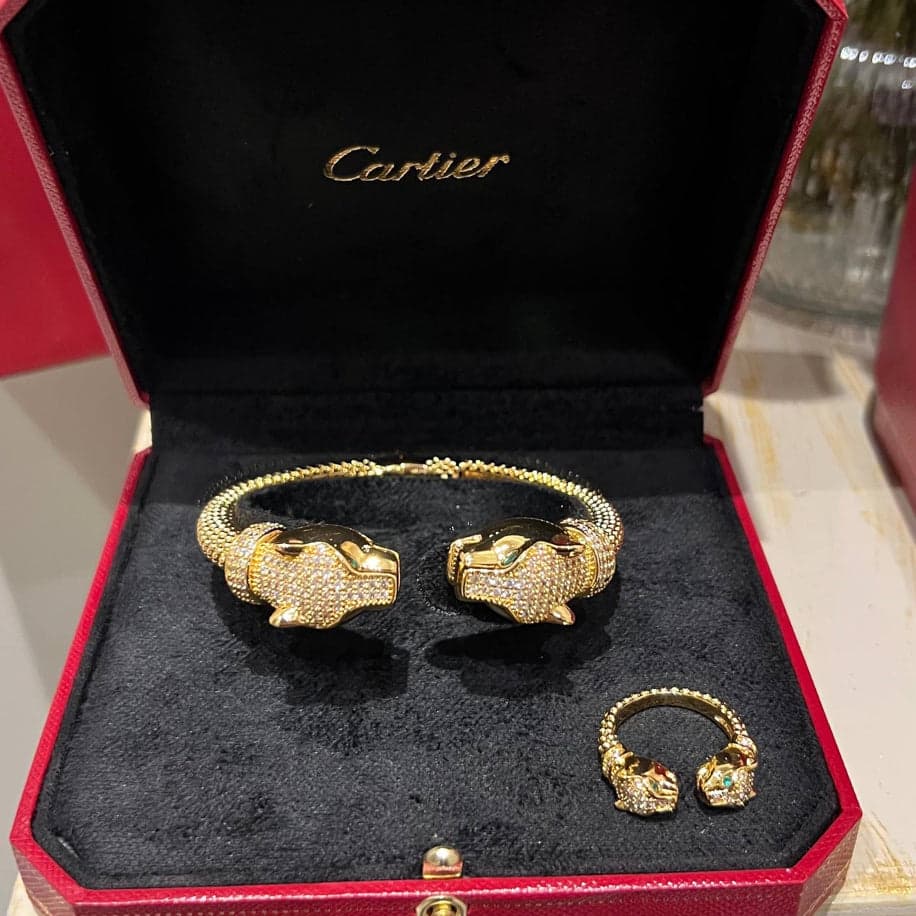 Cartier Panther’e Gold Taşlı Bileklik Yüzük Set — 1