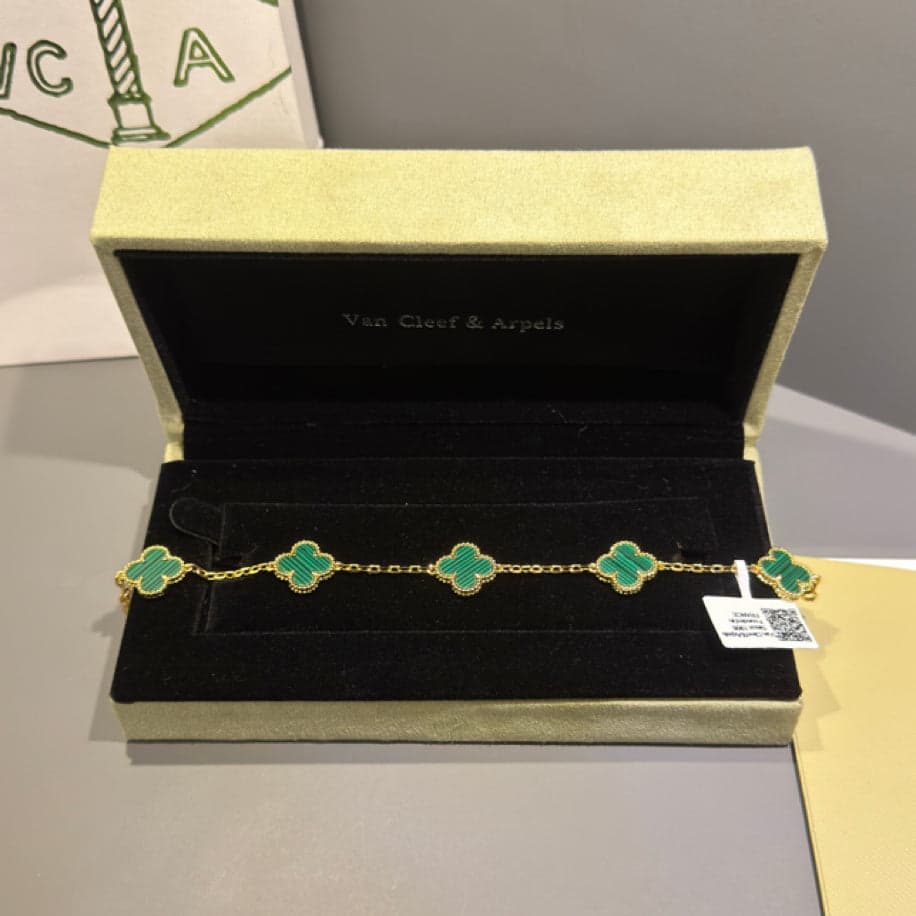 Van Cleef Green Gold — 1