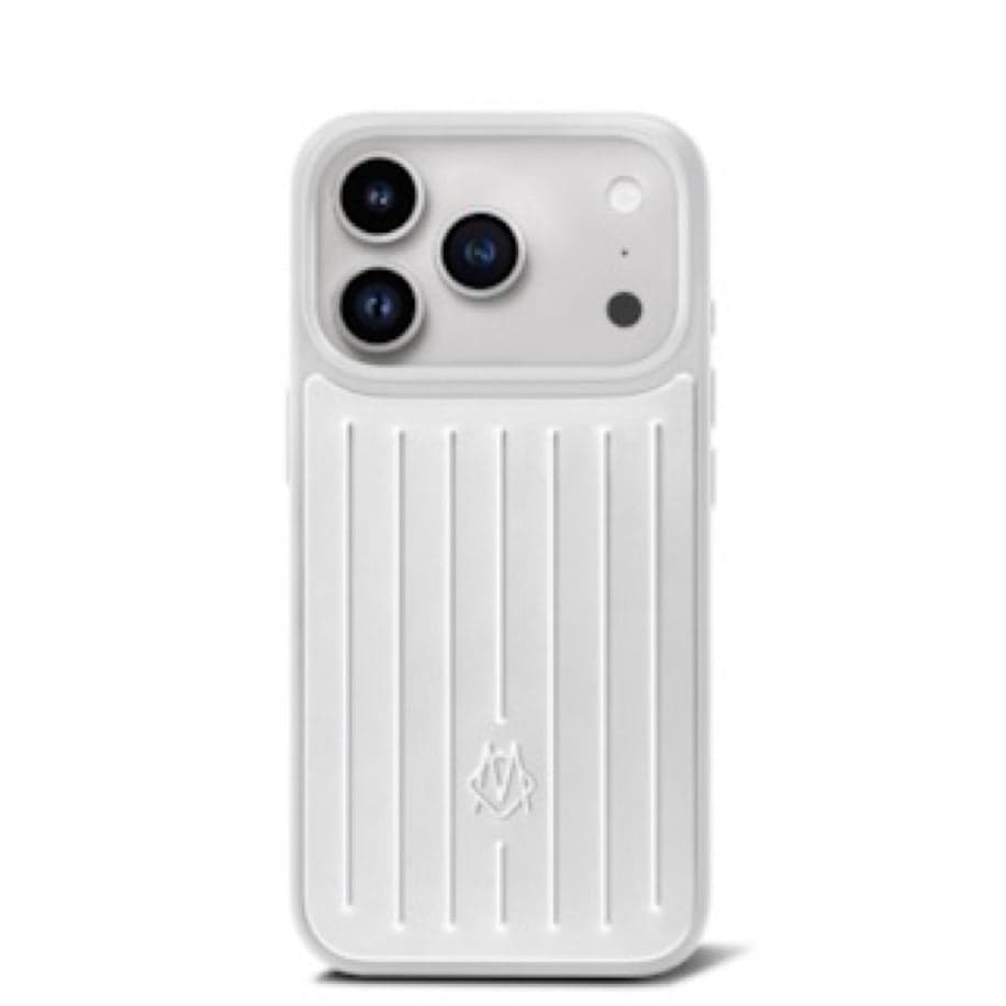 Rimowa 17 Pro Max Silver Case — 1