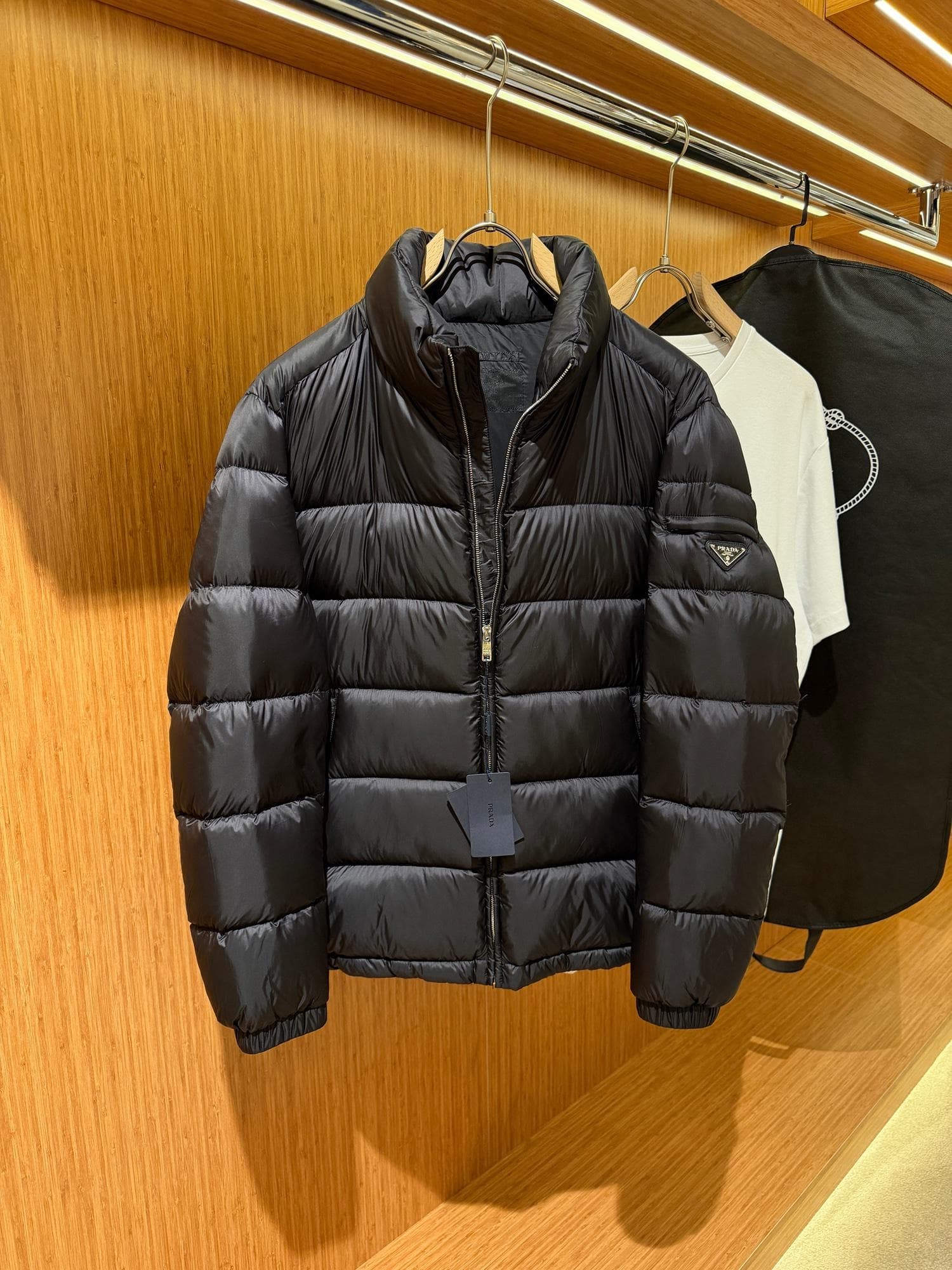 Prada Mont