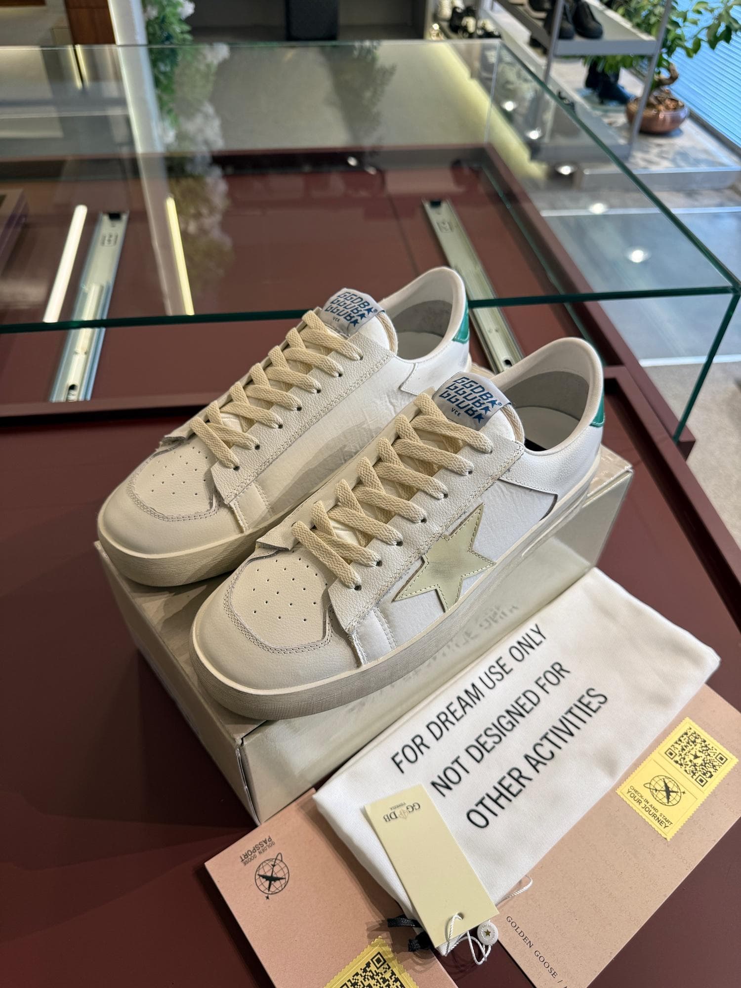 Golden Goose GY