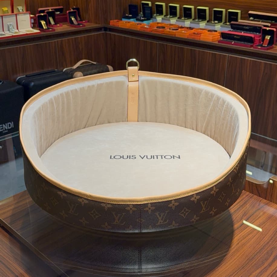 Louis Vuitton Pet Bed | Evcil Hayvan Yatağı