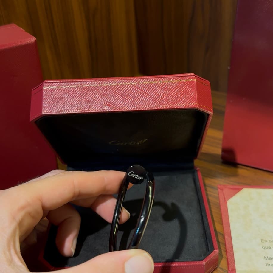 Cartier Çivi Siyah Bileklik