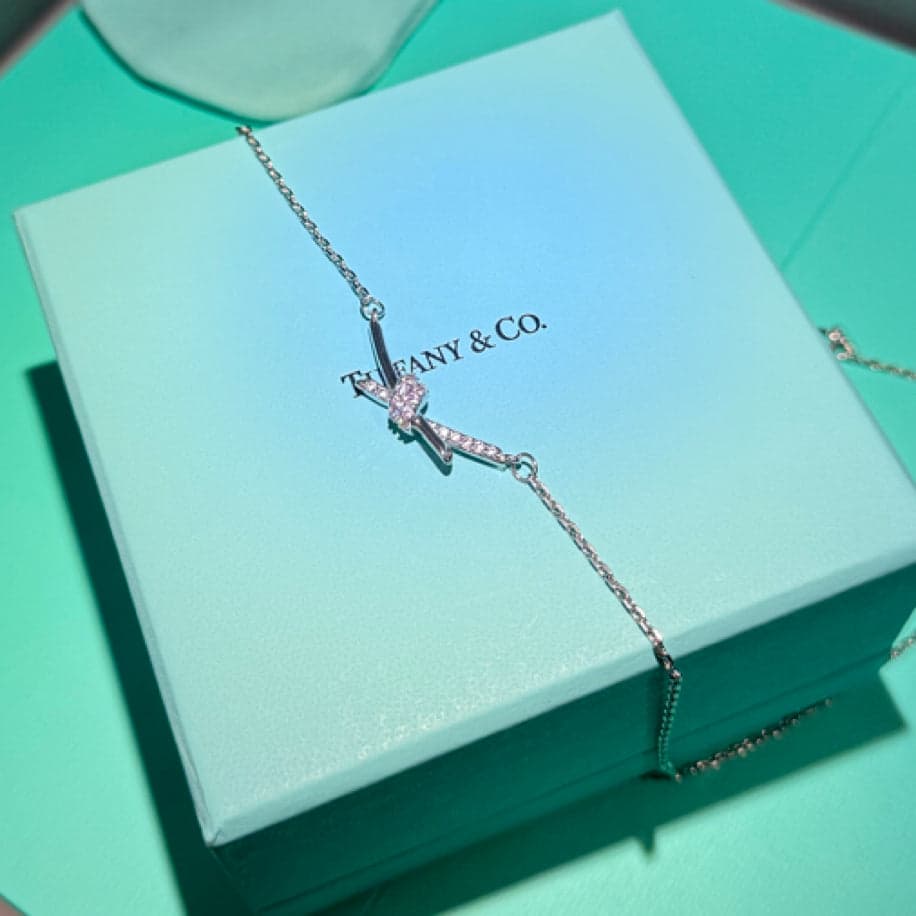 Tiffany Knot (Silver Taşlı) Kolye — 1