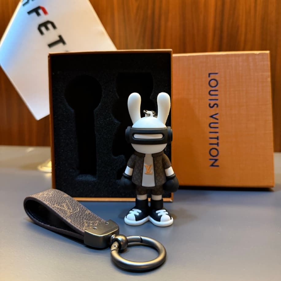 Louis Vuitton Anahtarlık ( Brown-Black )