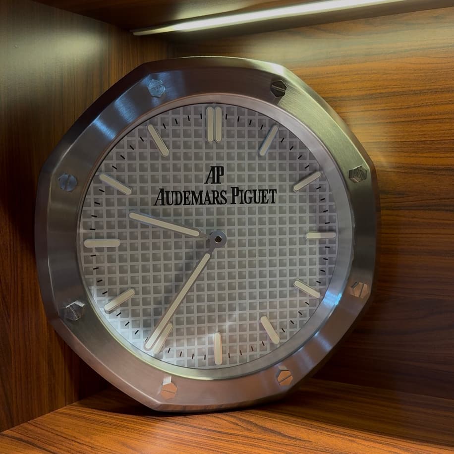 Audemars Piguet Duvar Saati