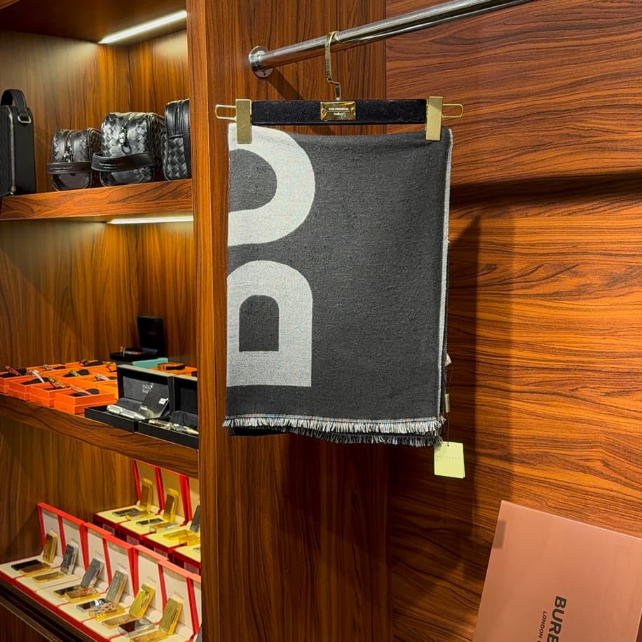 Burberry Şal
